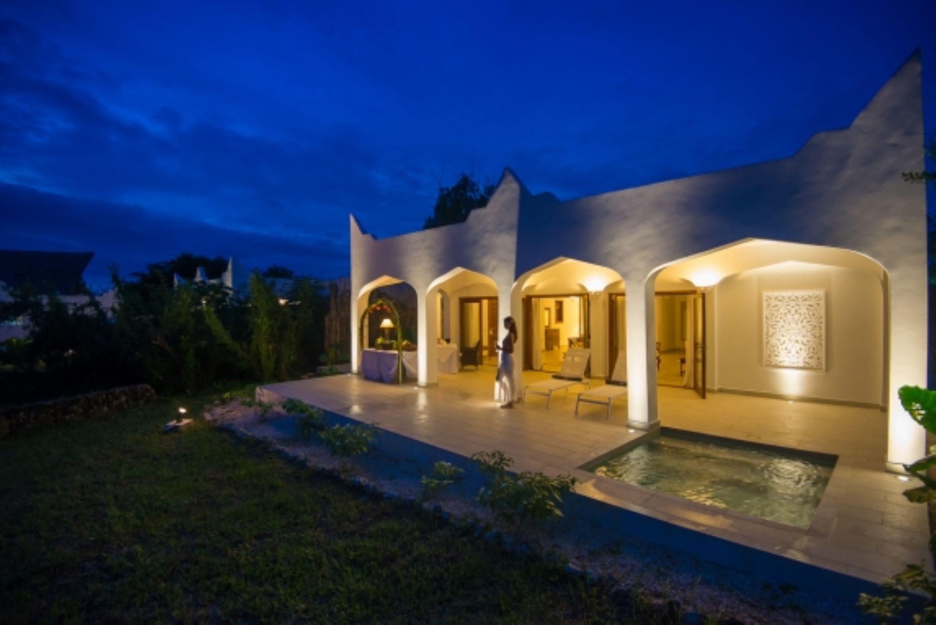 Konokono Beach Resort And Isaraya Luxury Overwater Villas Michamvi Dış mekan fotoğraf