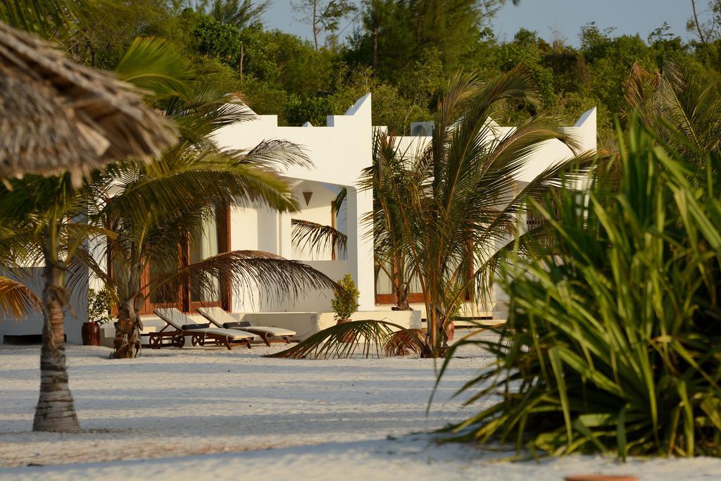 Konokono Beach Resort And Isaraya Luxury Overwater Villas Michamvi Dış mekan fotoğraf