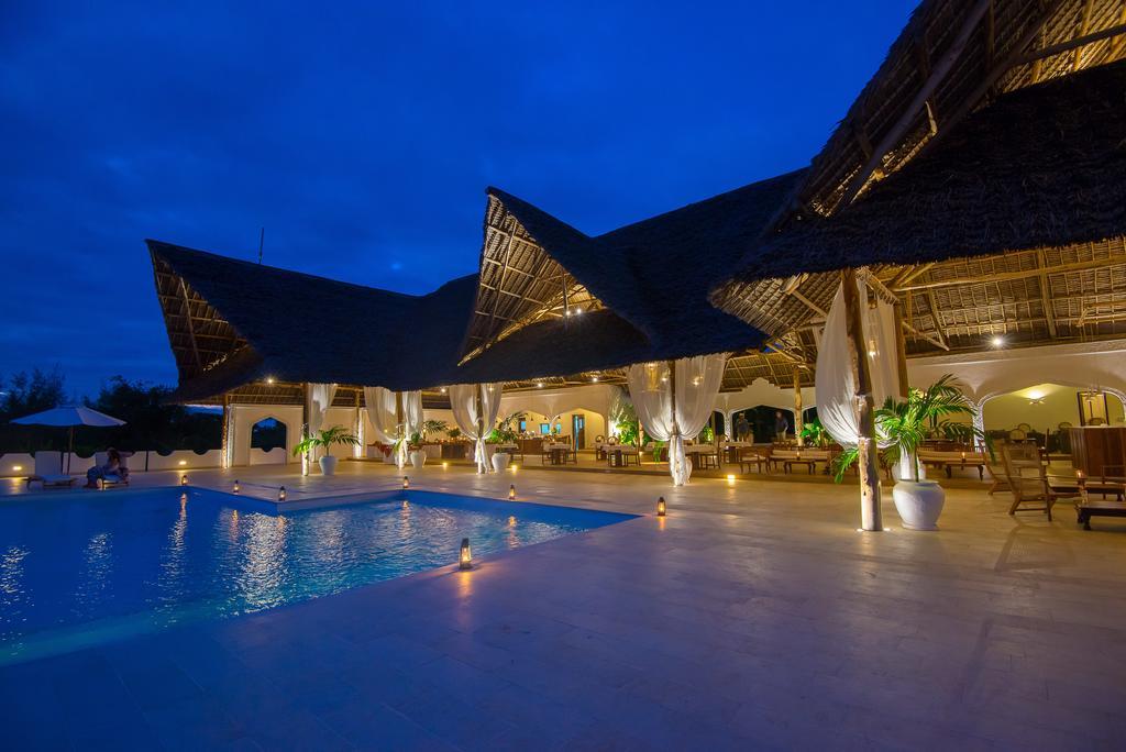 Konokono Beach Resort And Isaraya Luxury Overwater Villas Michamvi Dış mekan fotoğraf