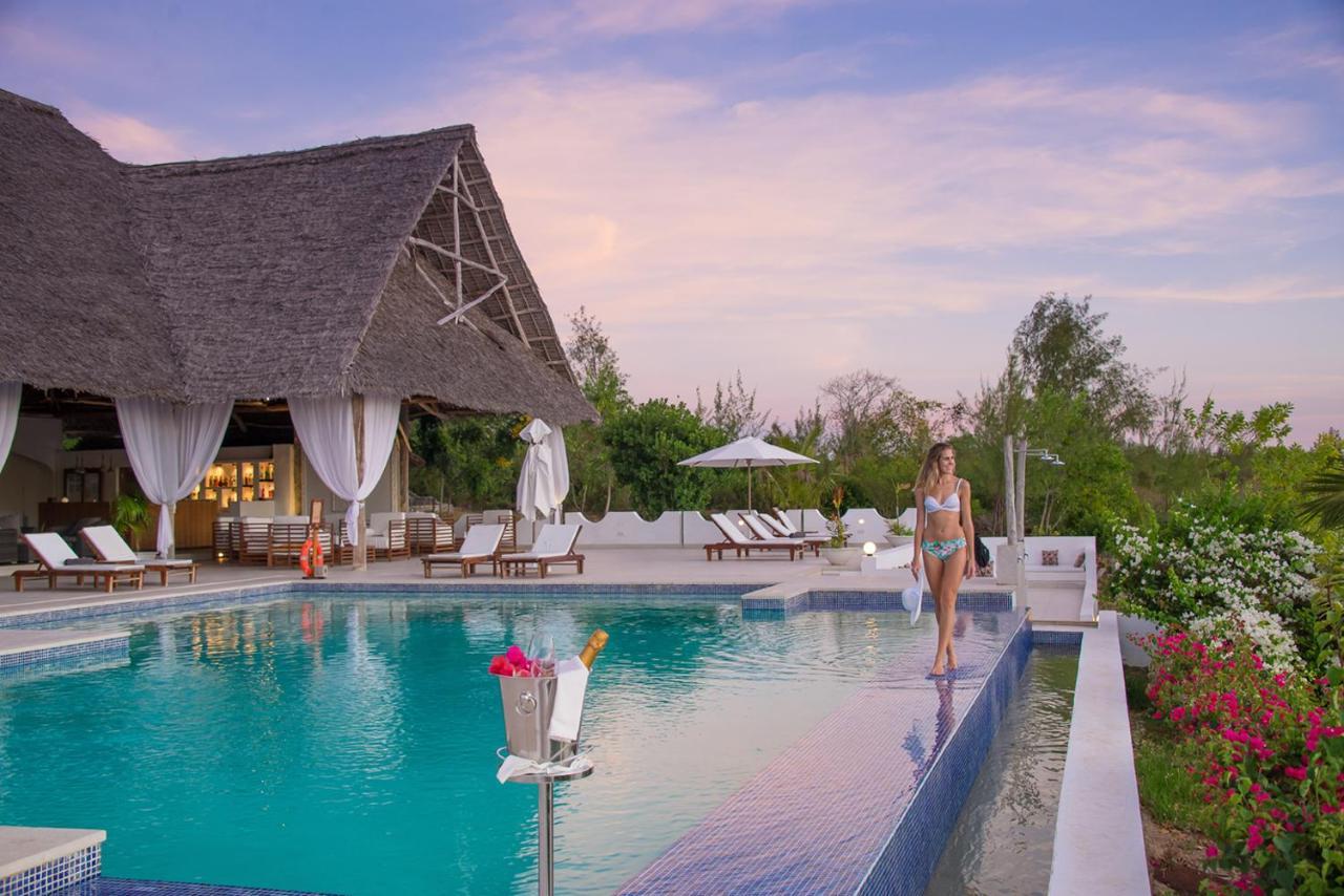 Konokono Beach Resort And Isaraya Luxury Overwater Villas Michamvi Dış mekan fotoğraf