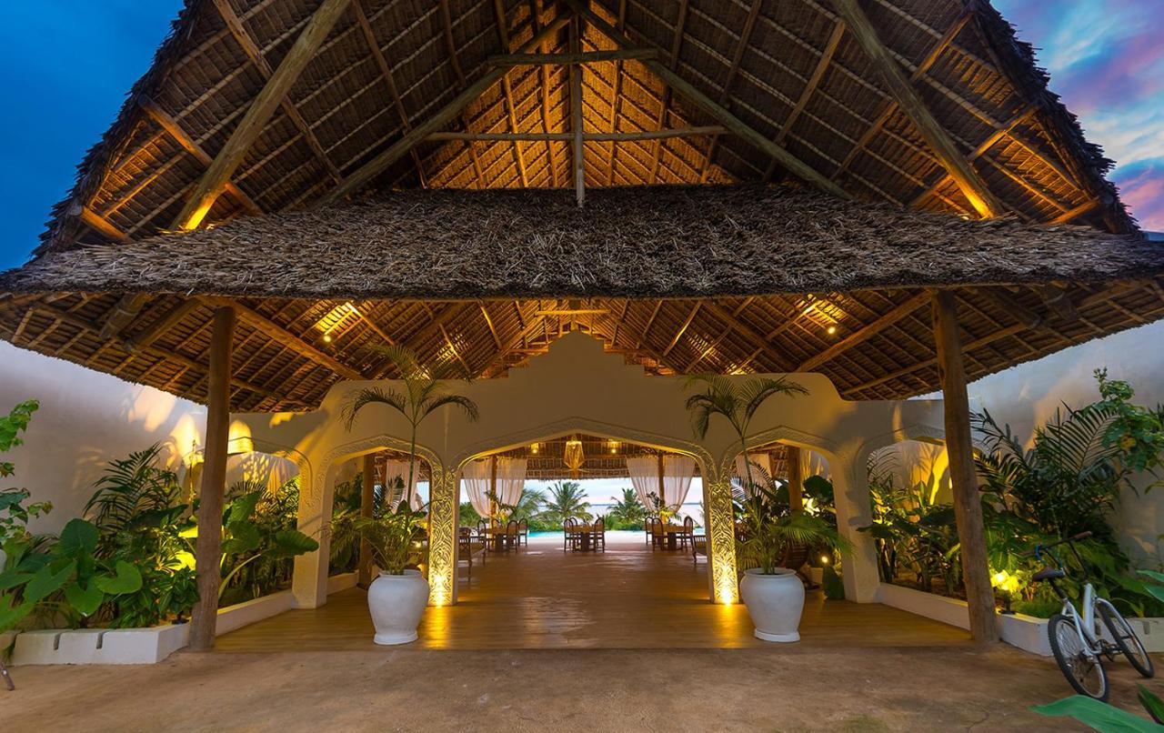 Konokono Beach Resort And Isaraya Luxury Overwater Villas Michamvi Dış mekan fotoğraf