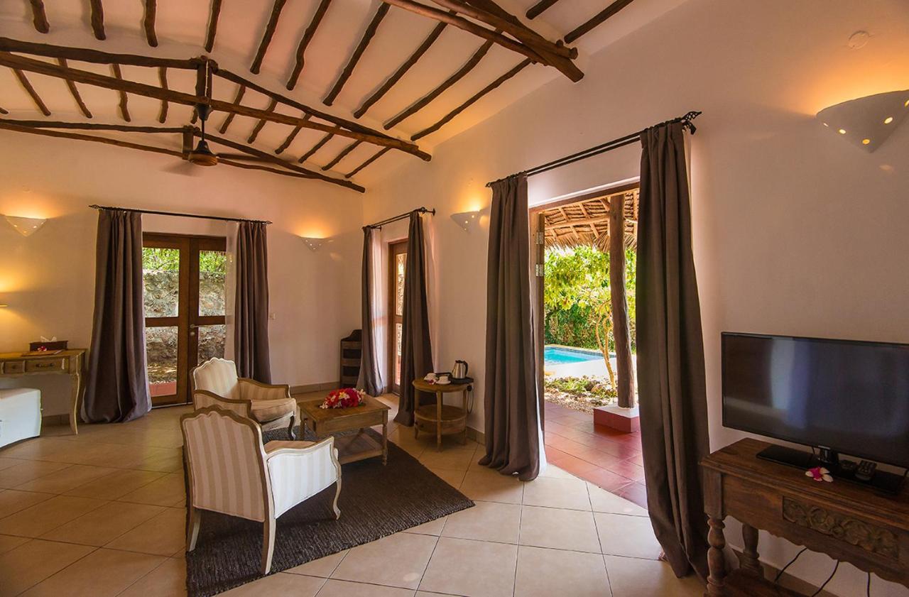 Konokono Beach Resort And Isaraya Luxury Overwater Villas Michamvi Dış mekan fotoğraf